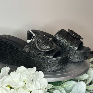 Women's Victoria Open Toe Wedge Heels Black - A New Day Size 6 1/2 NWT